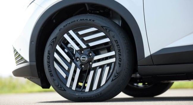 Dunlop стал штатным выбором для нового электрического Nissan Leaf